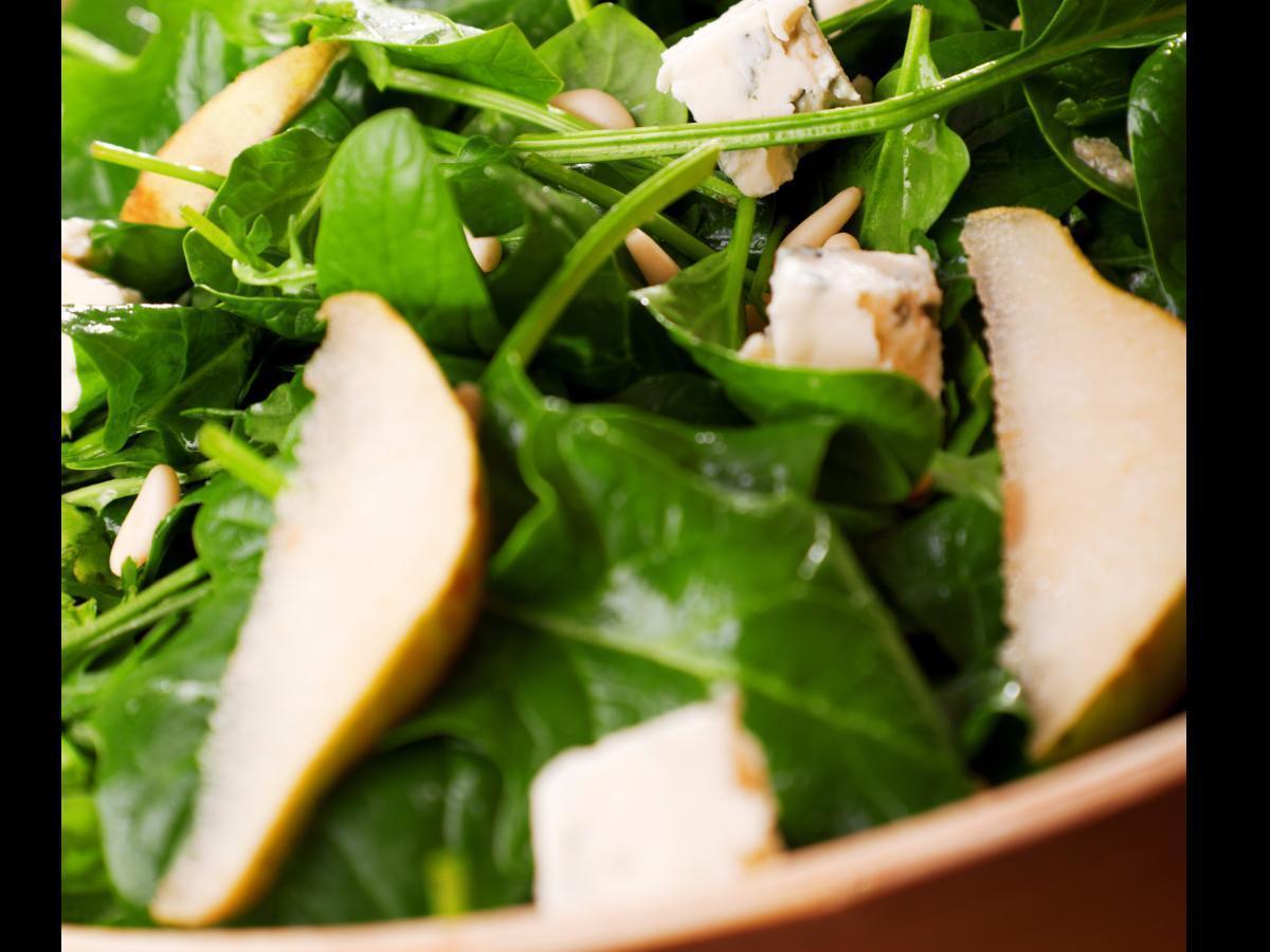 Pear, Blue Cheese, and Pecan Salad Recipe and Nutrition Eat This Much