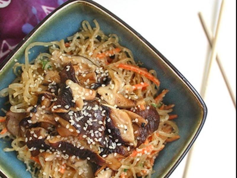 Sesame Kelp Noodle Stir Fry w/ Wild Puffballs