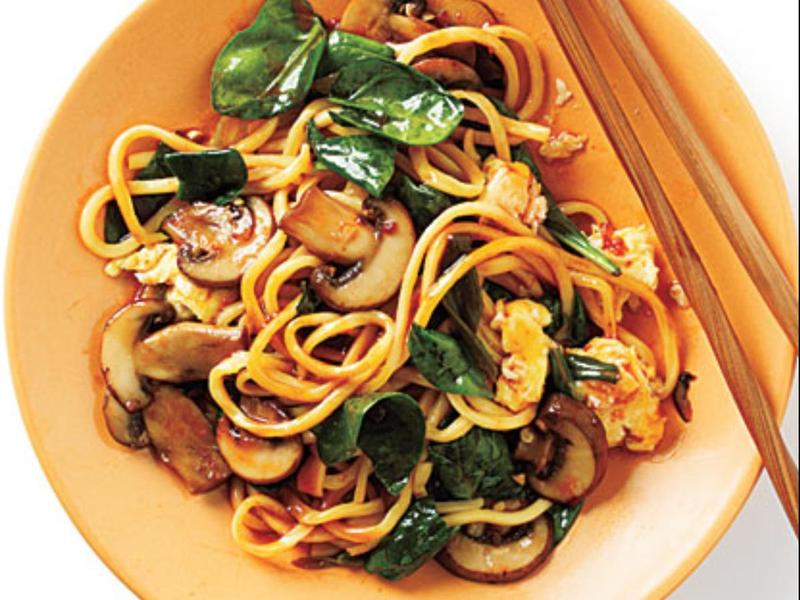 Stir-Fried Chinese Egg Noodles