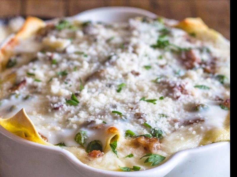 Homemade Creamy White Sauce Lasagna
