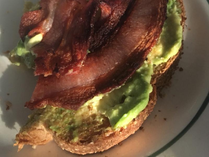 Bacon & avo toast