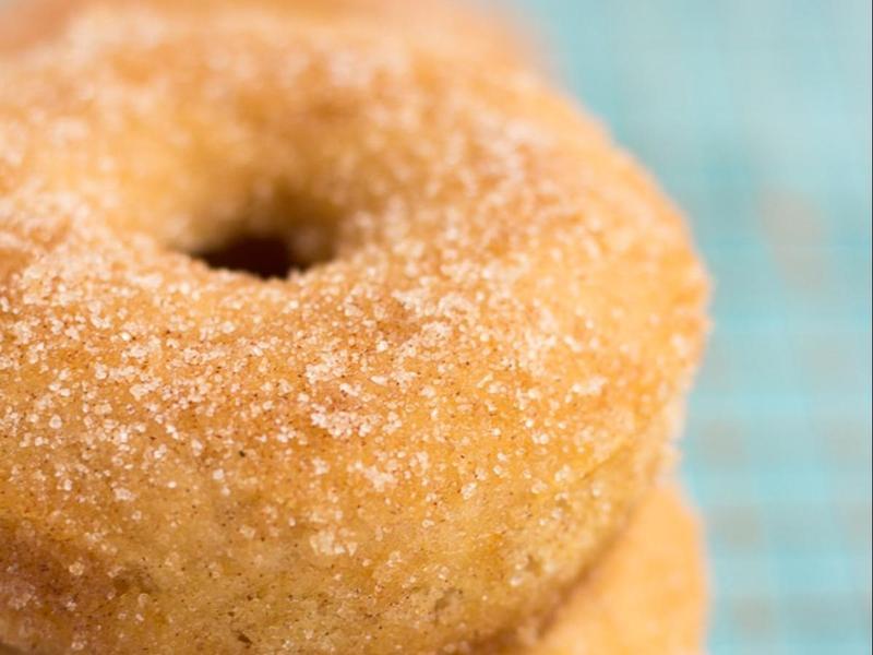 Cinnamon Sugar Vegan Donuts