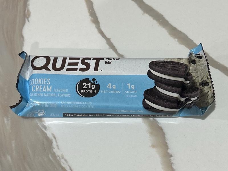 Cookies & Cream Protein Bar