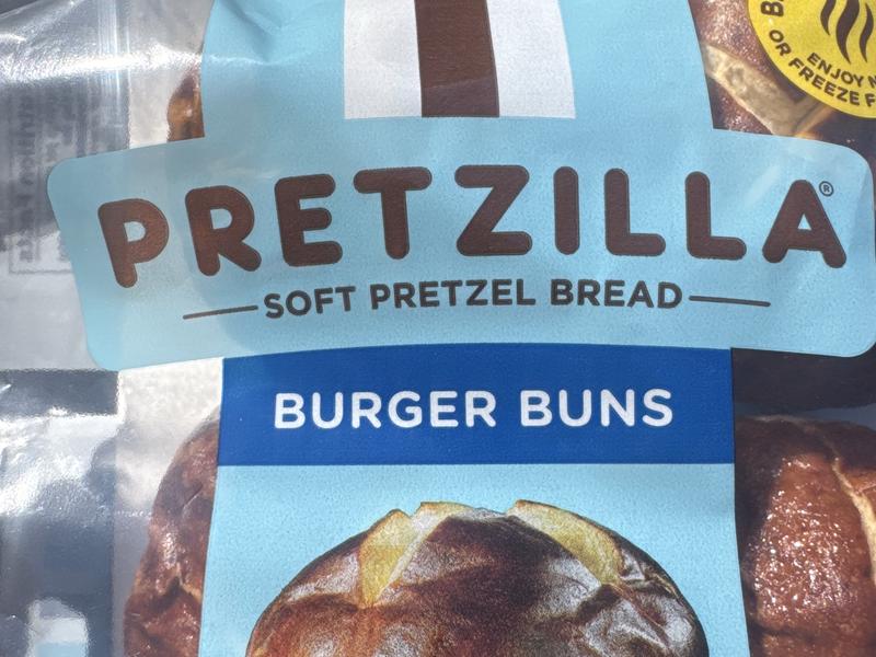 Soft Pretzel Burger Buns