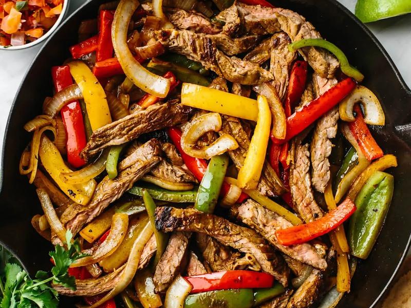 Sizzling Fajita Skillet, Fire-Grilled Chicken
