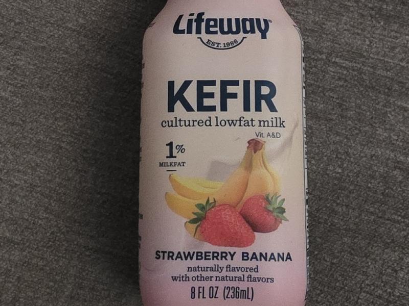 Kefir Cultured Milk Smoothie, Lowfat, Strawberry-Banana