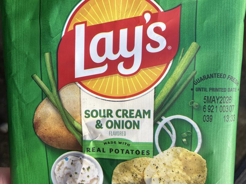 Potato Chips, Sour Cream & Onion