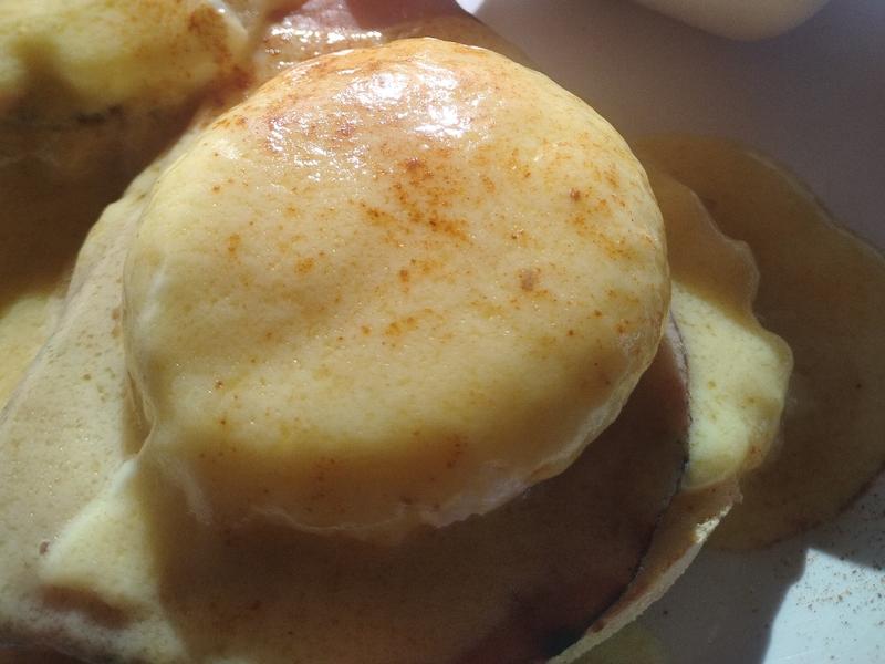 Eggs Benedict