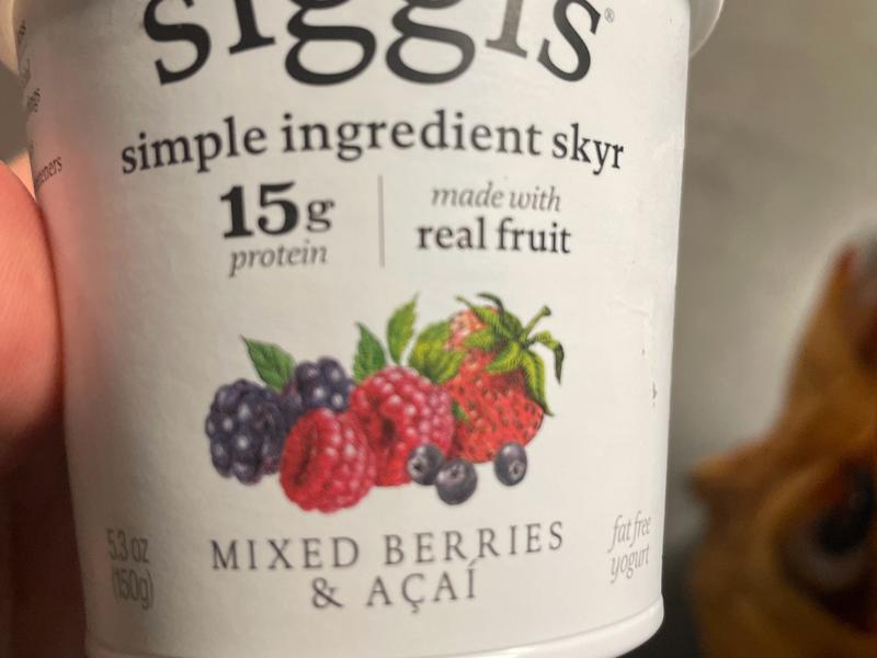 Yogurt, Mixed Berries & Acai, Nonfat, 0% Milkfat