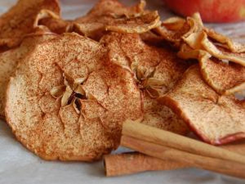 Baked Cinnamon Apple Chips