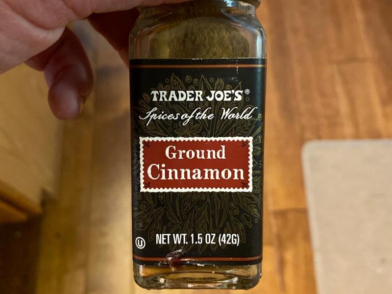 ground cinnamon