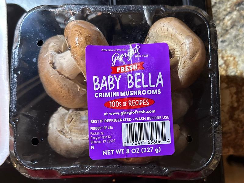 Fresh Baby Bella (Crimini) Mushrooms