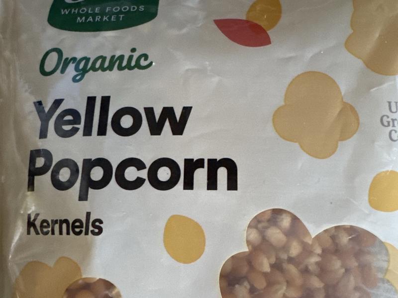 Yellow Popcorn Kernels