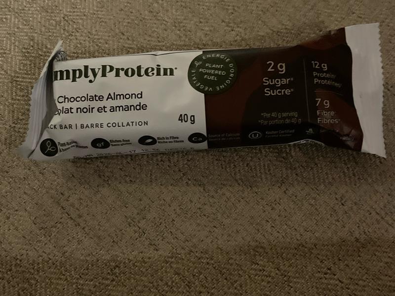 Dark Chocolate Almond Snack Bar