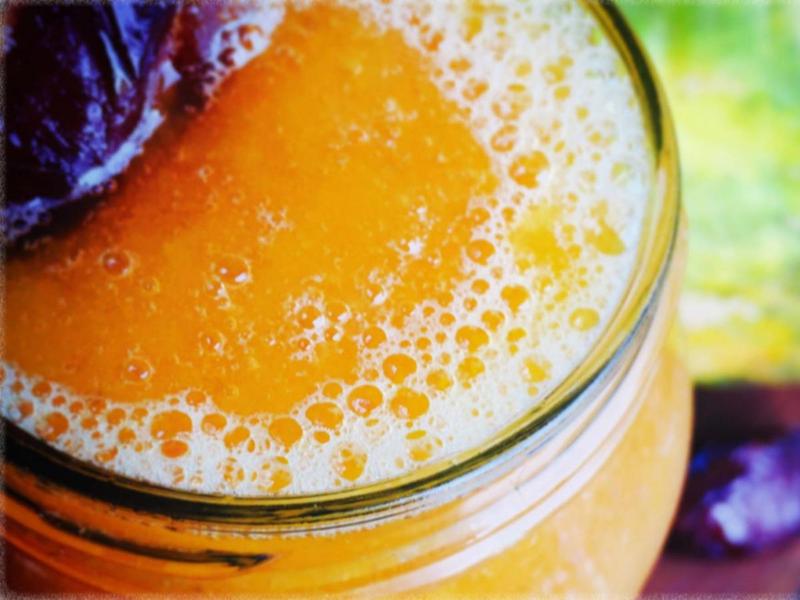 PAPAYA DATE SMOOTHIE