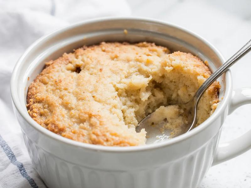Microwave Vanilla Banana Oat Cake