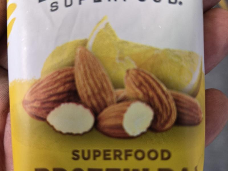 Lemon Almond Protein Bar