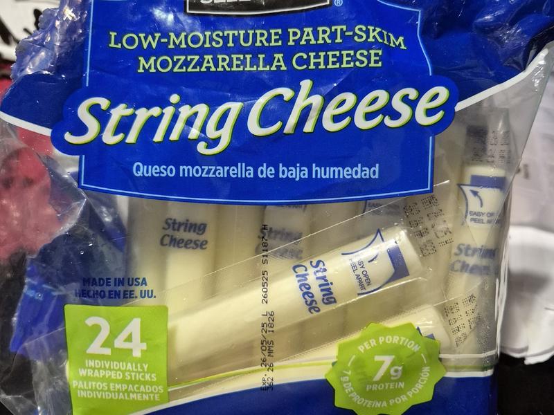 Low-Moisture Part-Skim Mozzarella String Cheese