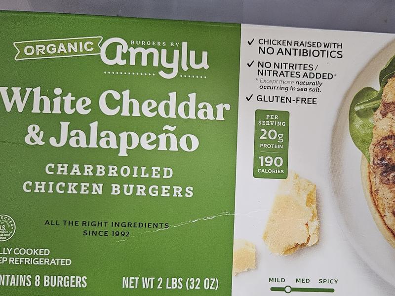Organic White Cheddar & Jalapeno Charbroiled Chicken Burgers