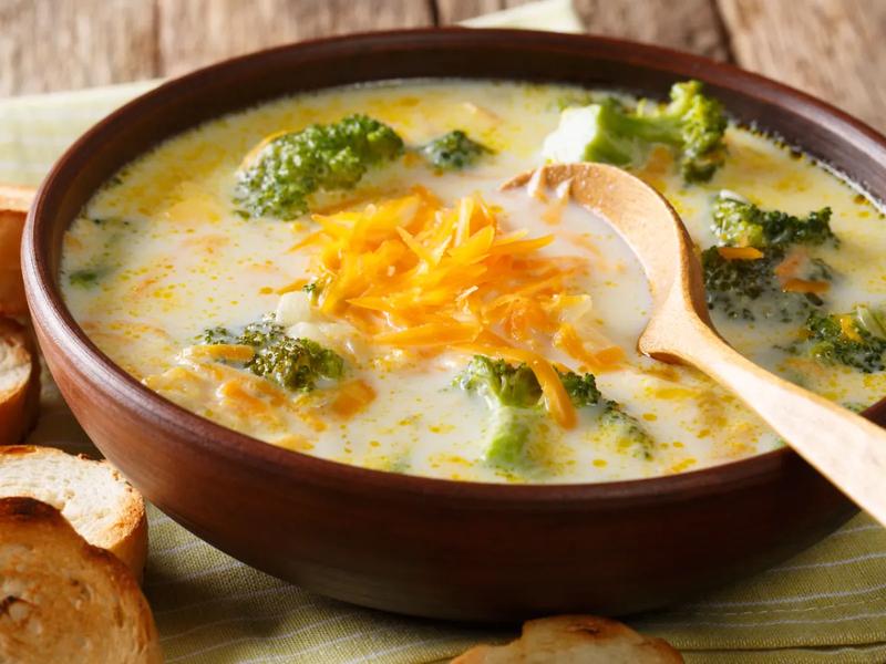 Broccoli Soup with Cheddar Cheese