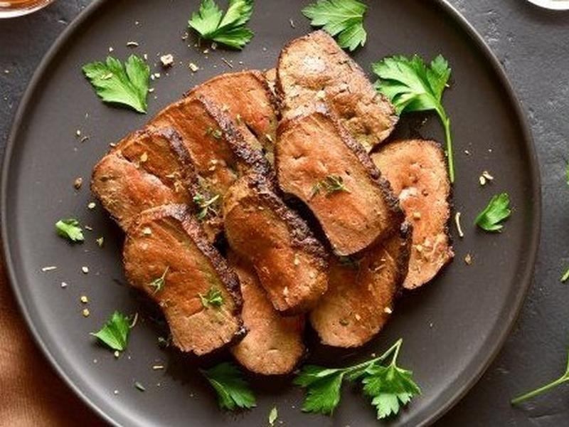 Beef, New Zealand, imported, variety meats and by-products liver, cooked, boiled