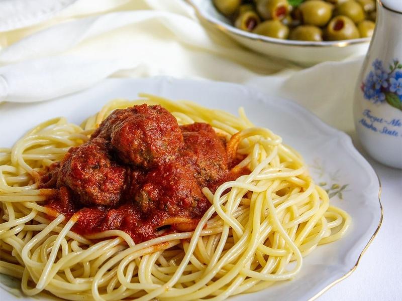 Spaghetti and meatballs