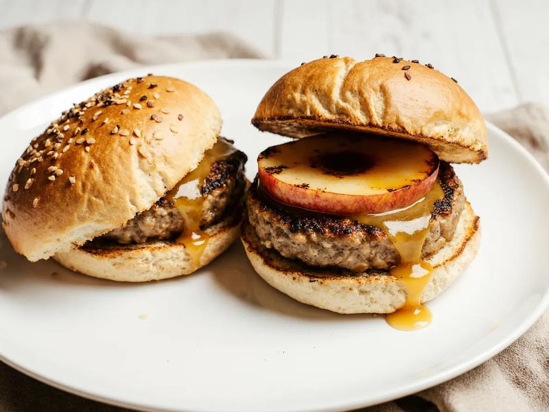 Apple Turkey Burgers