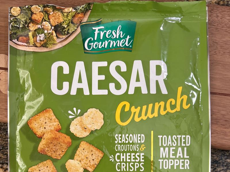 Caesar Crunch Seasoned Croutons & Cheese Crisps Toasted Meal Topper