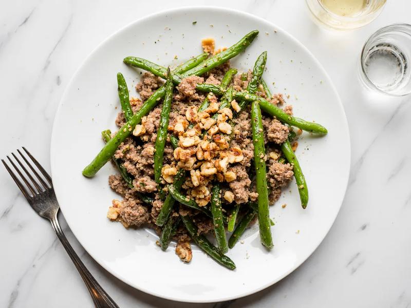 Ground Turkey, Green Bean & Walnut Stir-Fry