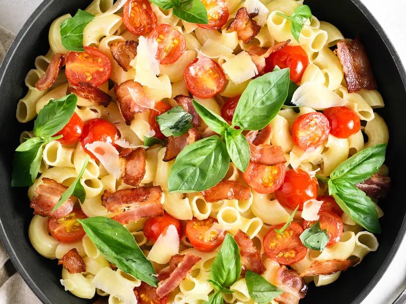 Bacon Tomato Basil Pasta
