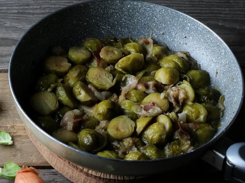 Pan-Fried Brussels Sprouts with Shallots and Thyme