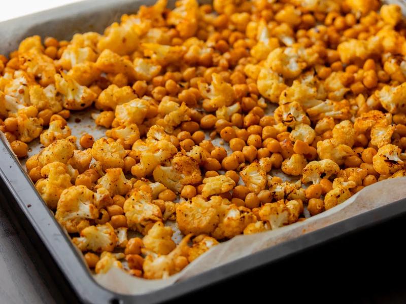 Roasted Cauliflower and Chickpeas