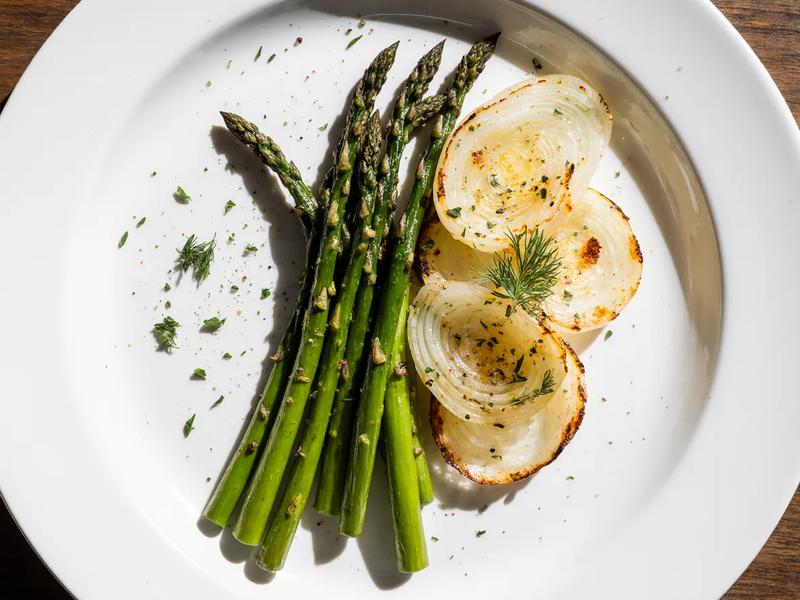 Sautéed Asparagus and Fennel with Dill