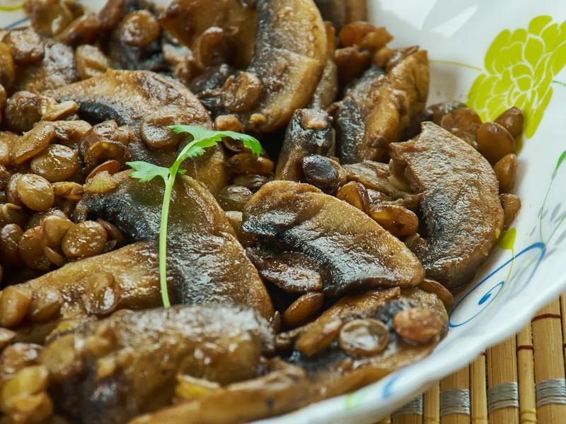 Sautéed Lentils and Mushrooms with Soy Ginger Glaze