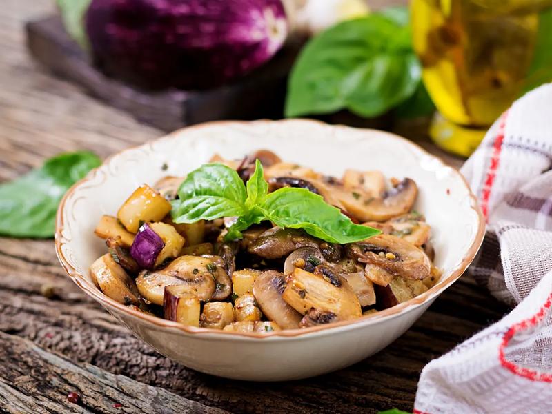 Sautéed Eggplant and Mushrooms with Basil