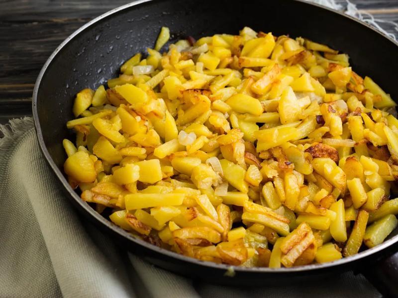 Pan-Fried Potatoes and Onions