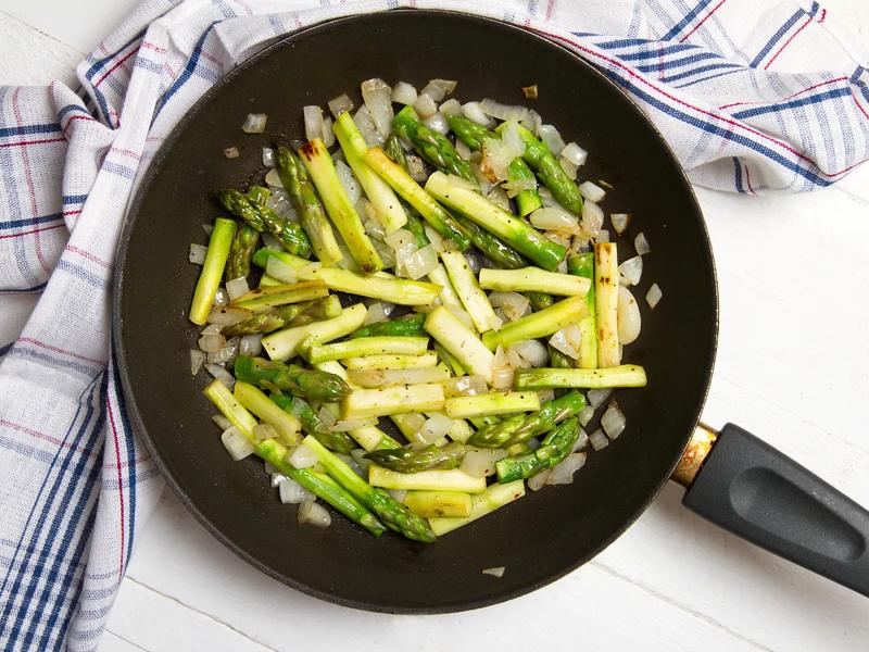 Sautéed Asparagus with Onions and Tarragon