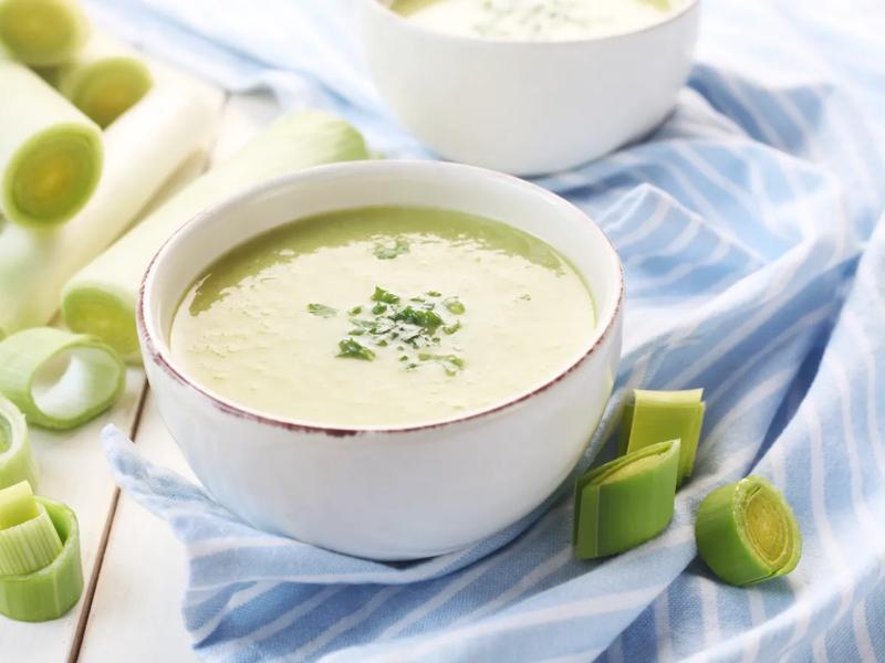 Creamy Parsnip and Leek Soup