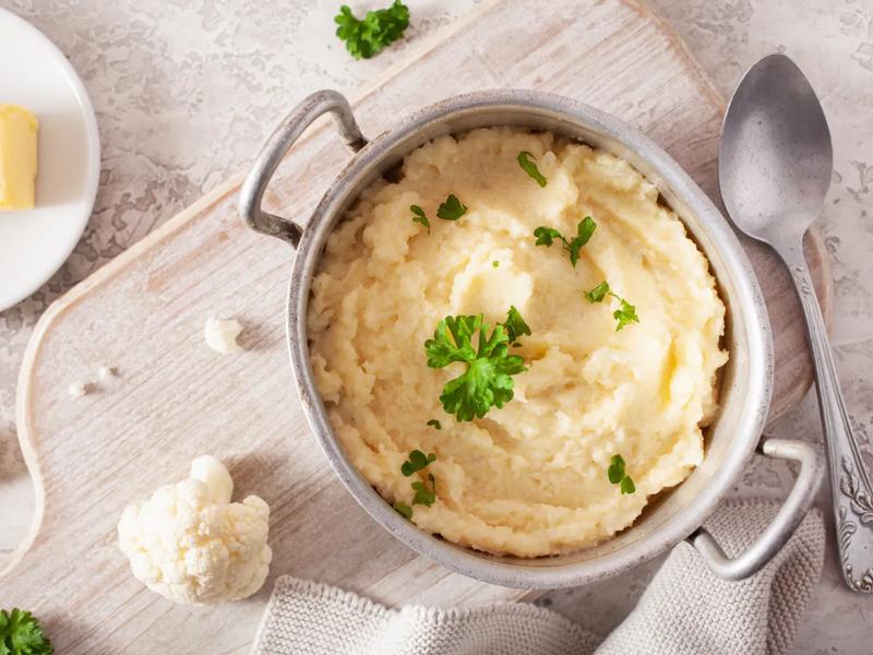 Garlic Cauliflower and Parsnip Mash