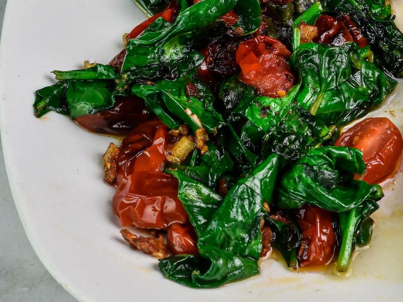 Sautéed Spinach and Tomatoes