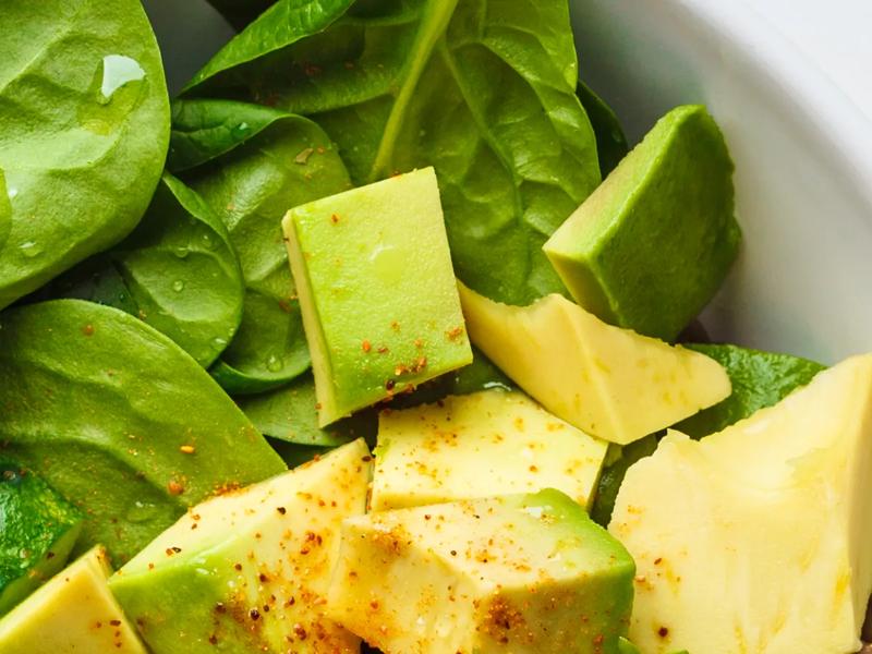 Spinach and Avocado Salad with Lime and Chili