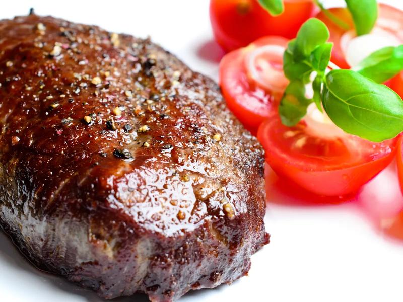 Garlic Steak with Tomato Salad