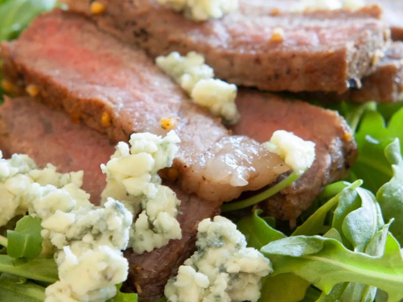 Steak Salad with Blue Cheese and Balsamic Vinaigrette