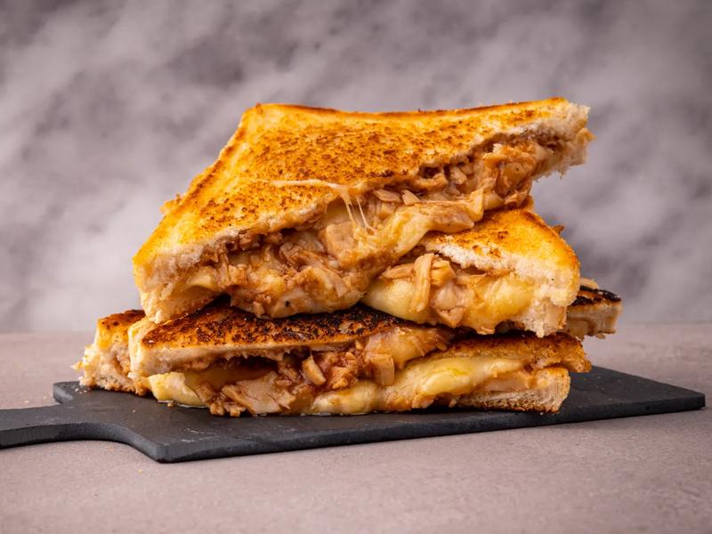 Grilled Chicken and Cheddar Sandwich