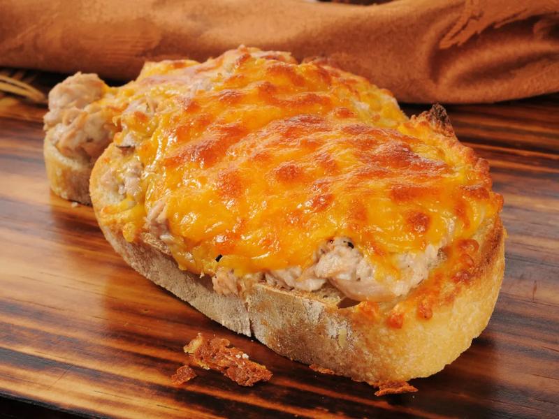 Spicy Capers Tuna Melt