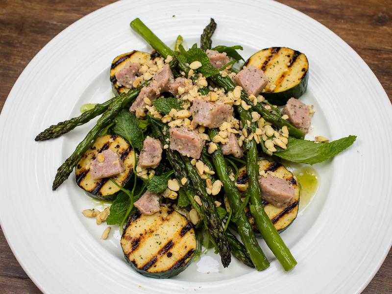 Grilled Veggie Salad with Tuna