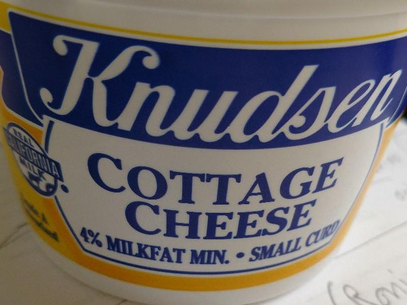 Small Curd 4% Milkfat Low-Fat Cottage Cheese