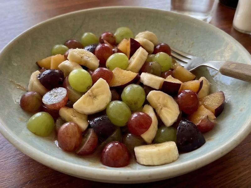 Healthy 4-Ingredient Fruit Salad