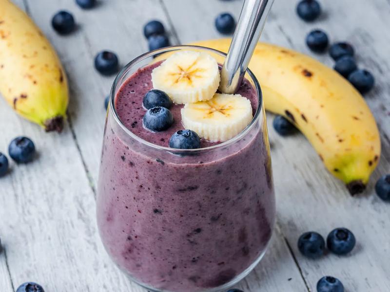 Banana, Blueberry and Kale Smoothie