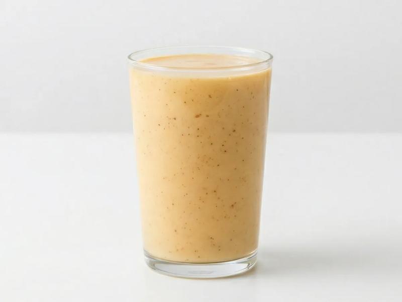 Cinnamon, Clove, and Mango Smoothie